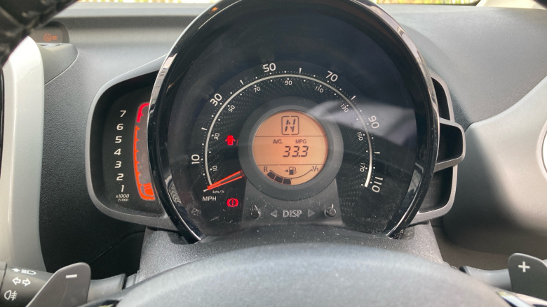 Toyota Aygo 1.0 VVT-i X-Play 5dr x-shift Petrol Hatchback